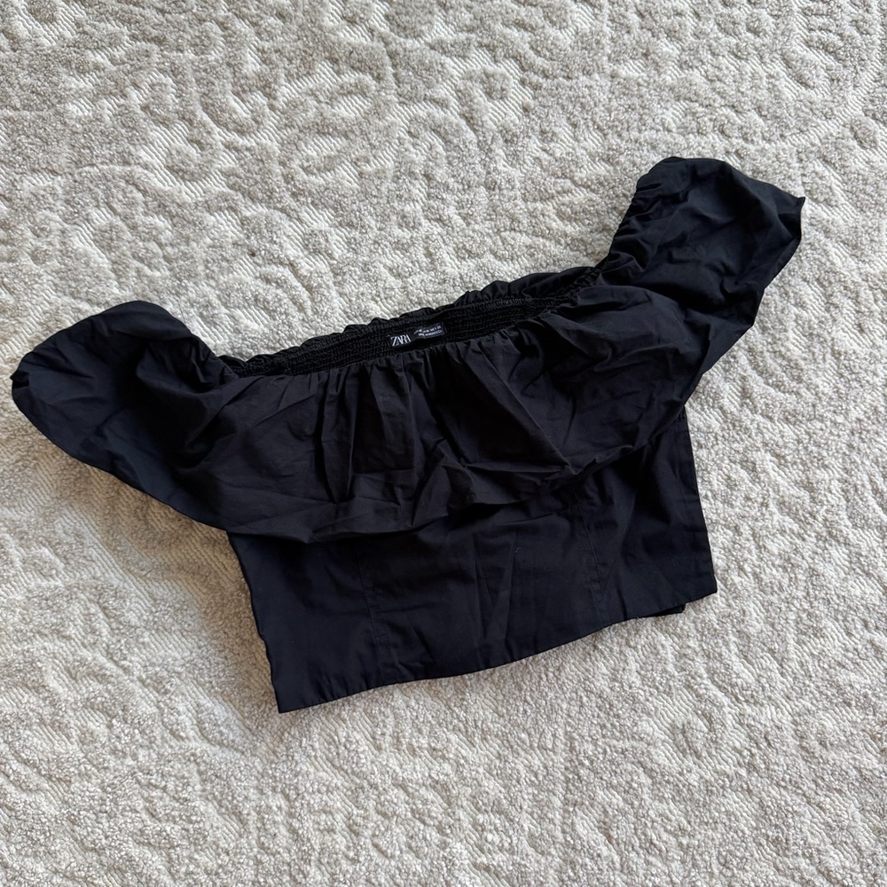 Zara Black Off-Shoulder Ruffle Crop Top, Size: M
